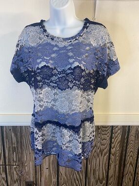 Eva Franco Navy and Periwinkle Lace Short Sleeve Top